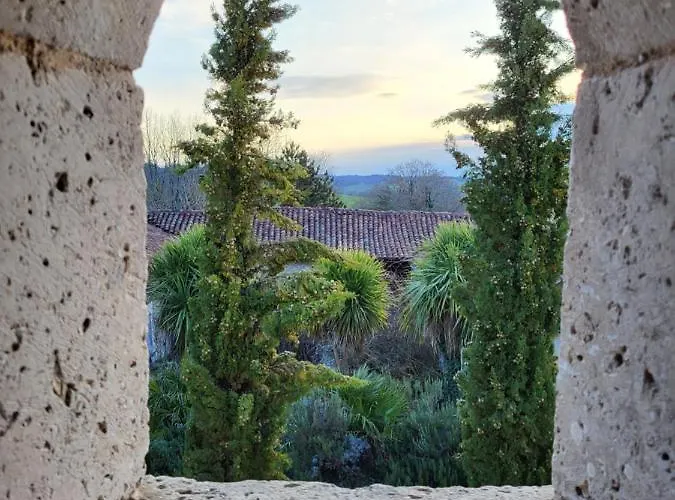 فيلة Chez Foucherie