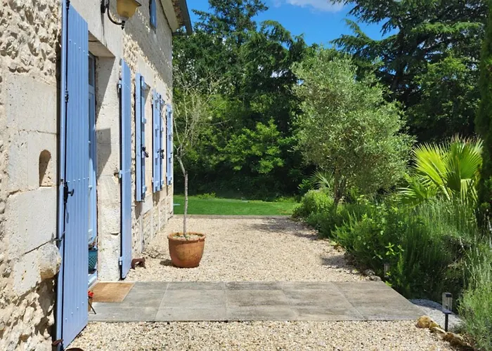 فيلة Chez Foucherie