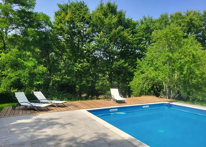 فيلة Chez Foucherie